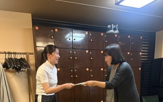 職員が表彰されました。
