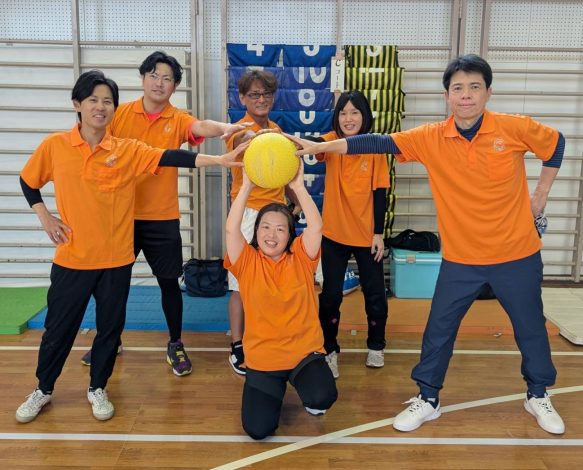 地域のソフトバレーボール大会に参加させていただきました。